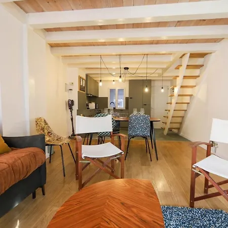 Apartment Le Fleuri Pretty Triplex In The Old Town